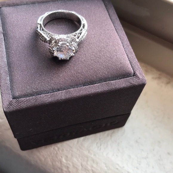 verragio ring box